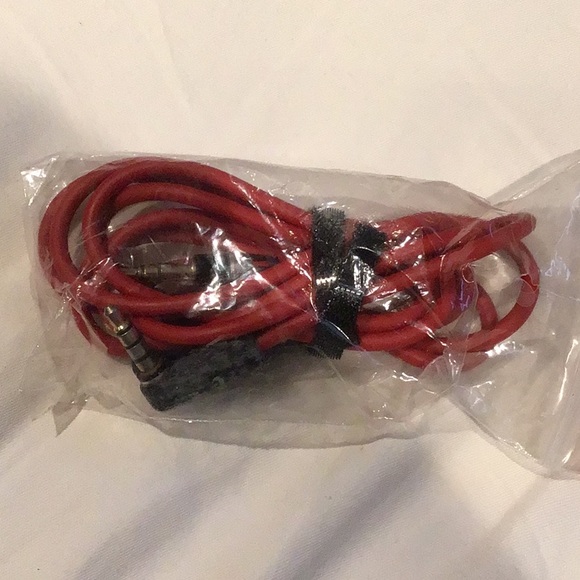 Beats red solo - Picture 3 of 3